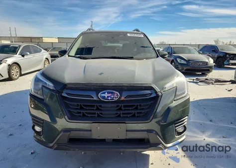 2022 Subaru Forester Limited z USA, uszkodzony, nr VIN JF2SKAPC9NH433786